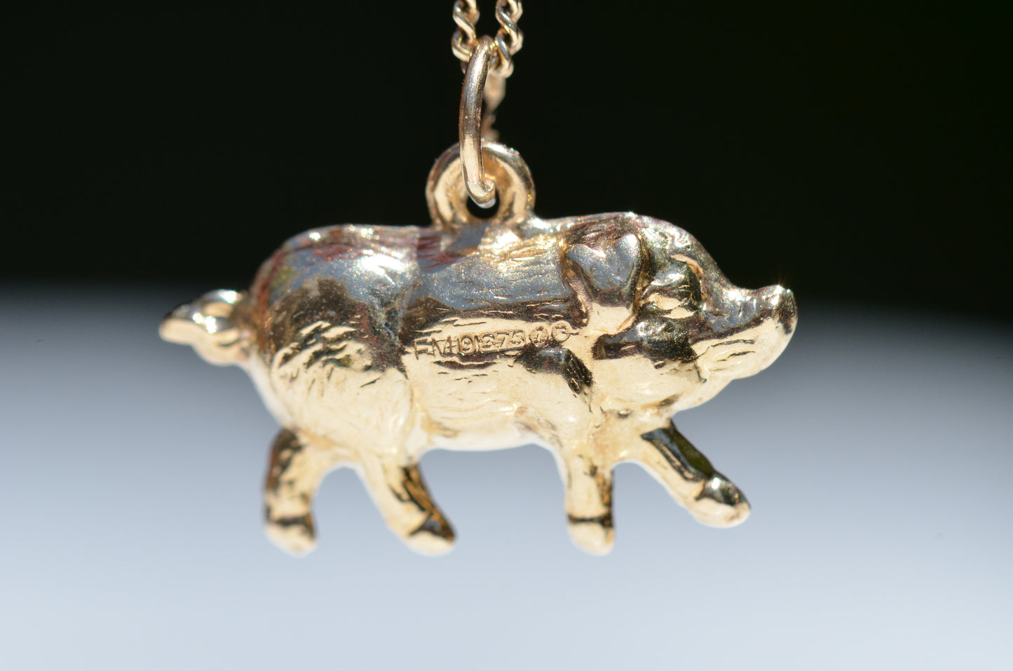 Kicky Vintage Pig Charm