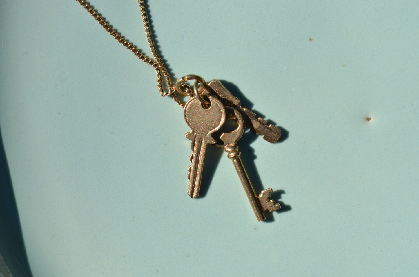 Midcentury Key Set Charm