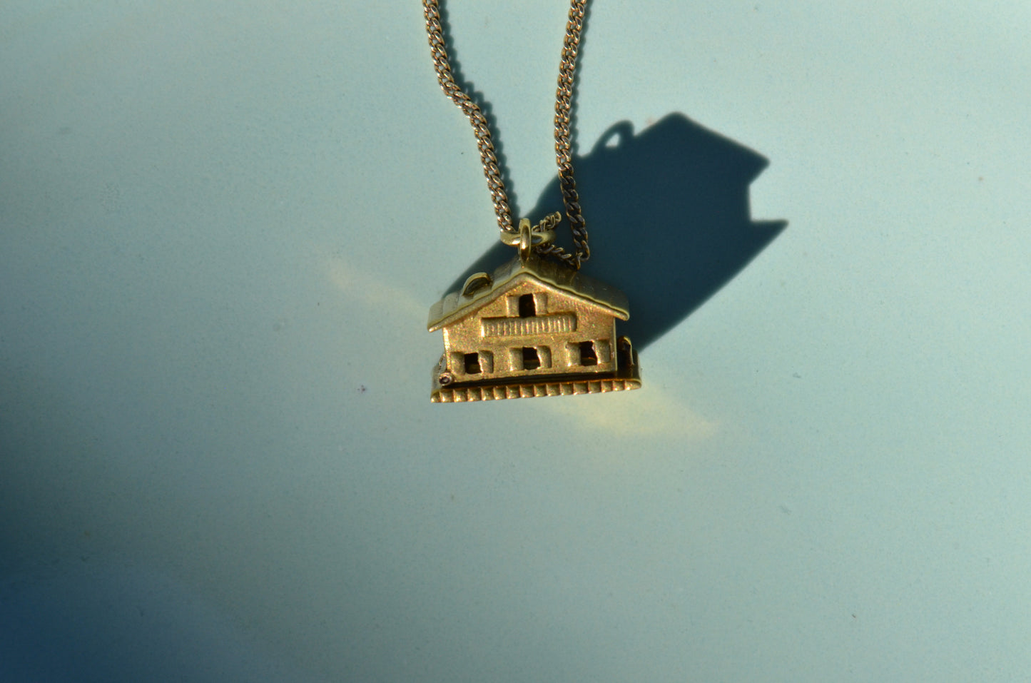 Romantic Lovers' Cabin Charm