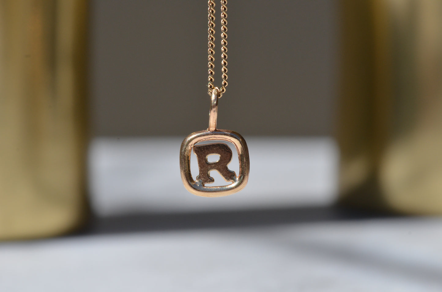 Sturdy "R" Pendant