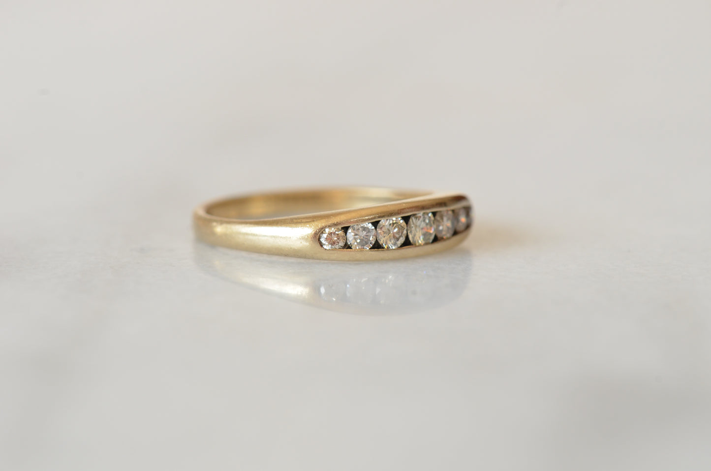 Sparkling Vintage Tapered Channel Band