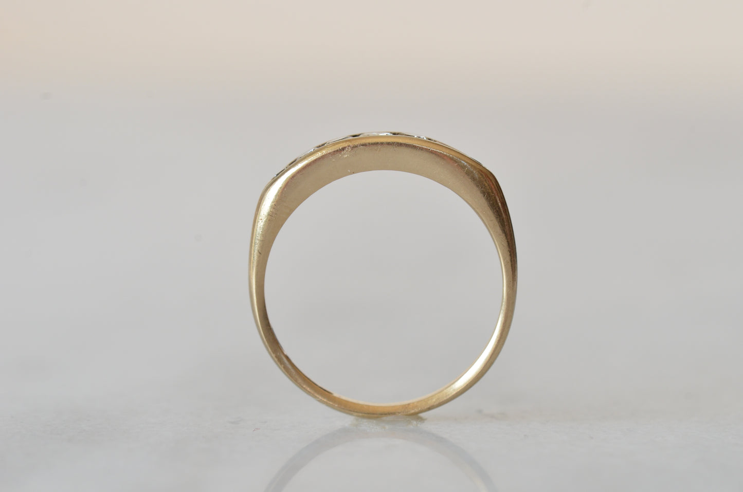 Sparkling Vintage Tapered Channel Band