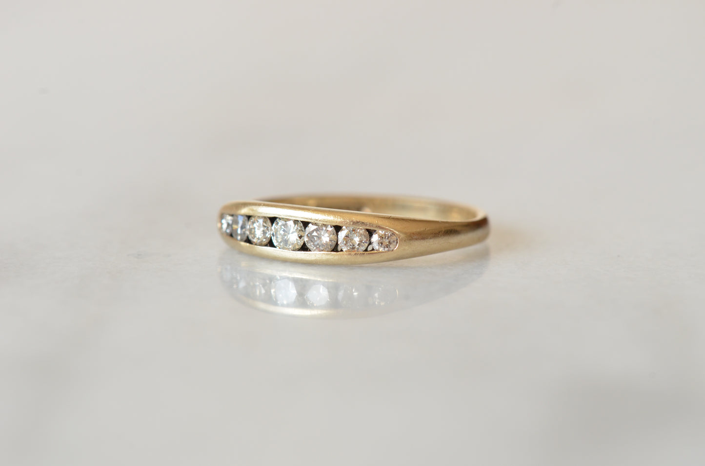 Sparkling Vintage Tapered Channel Band