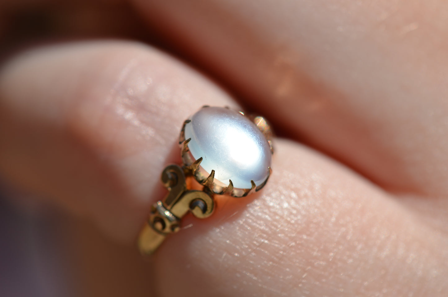 Glowing Victorian Moonstone Ring