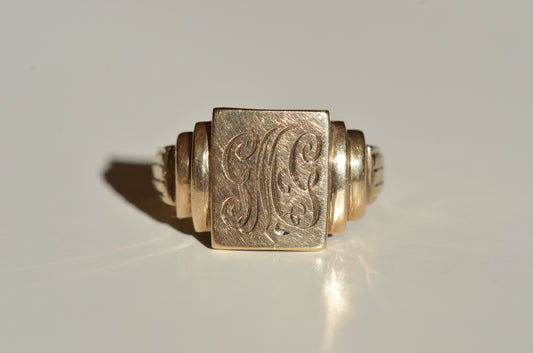 Crisp Vintage GMcG Signet Ring