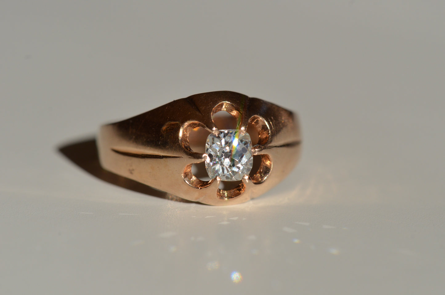 Warm Vintage Old Mine Belcher Ring