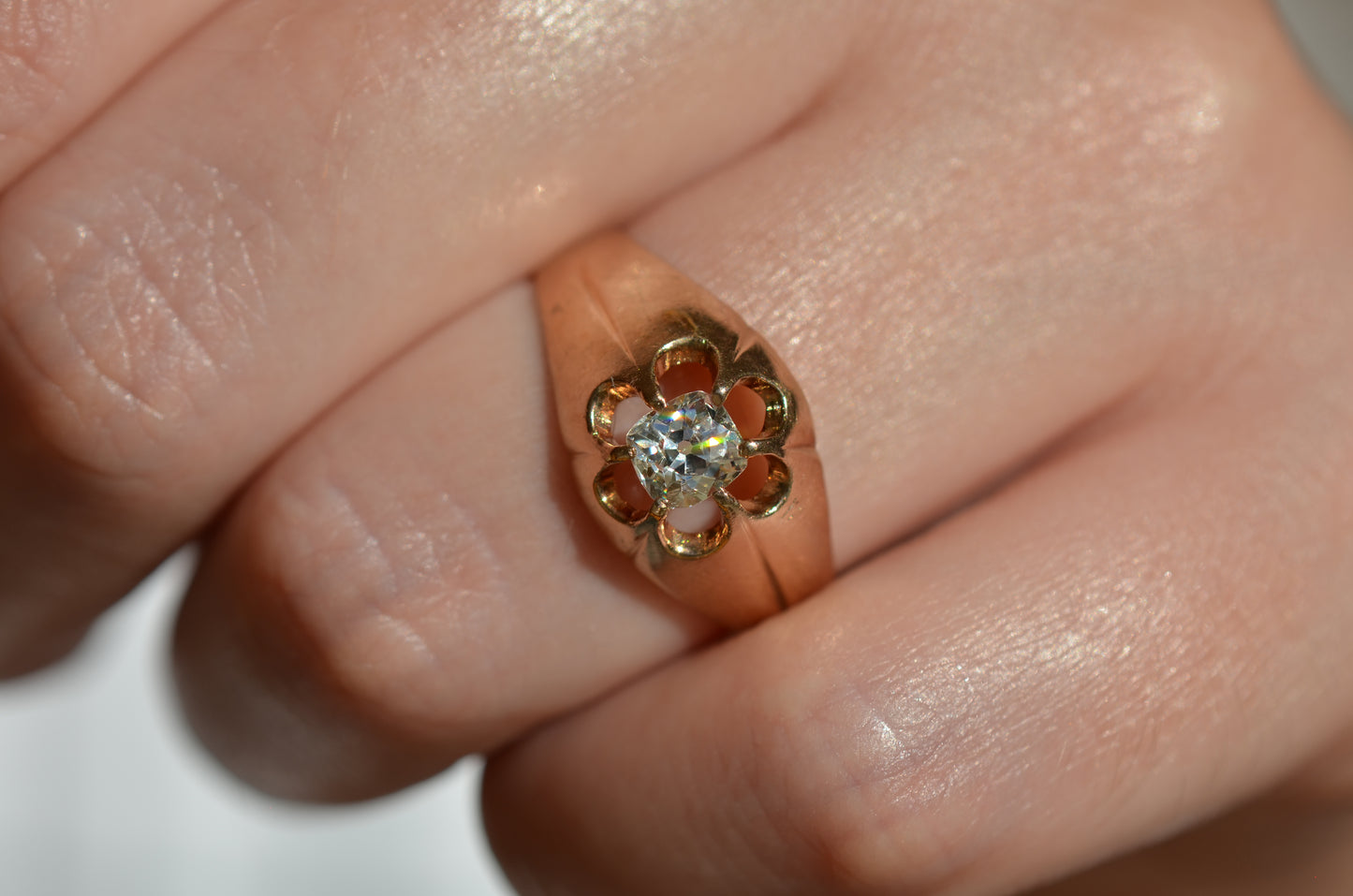 Warm Vintage Old Mine Belcher Ring