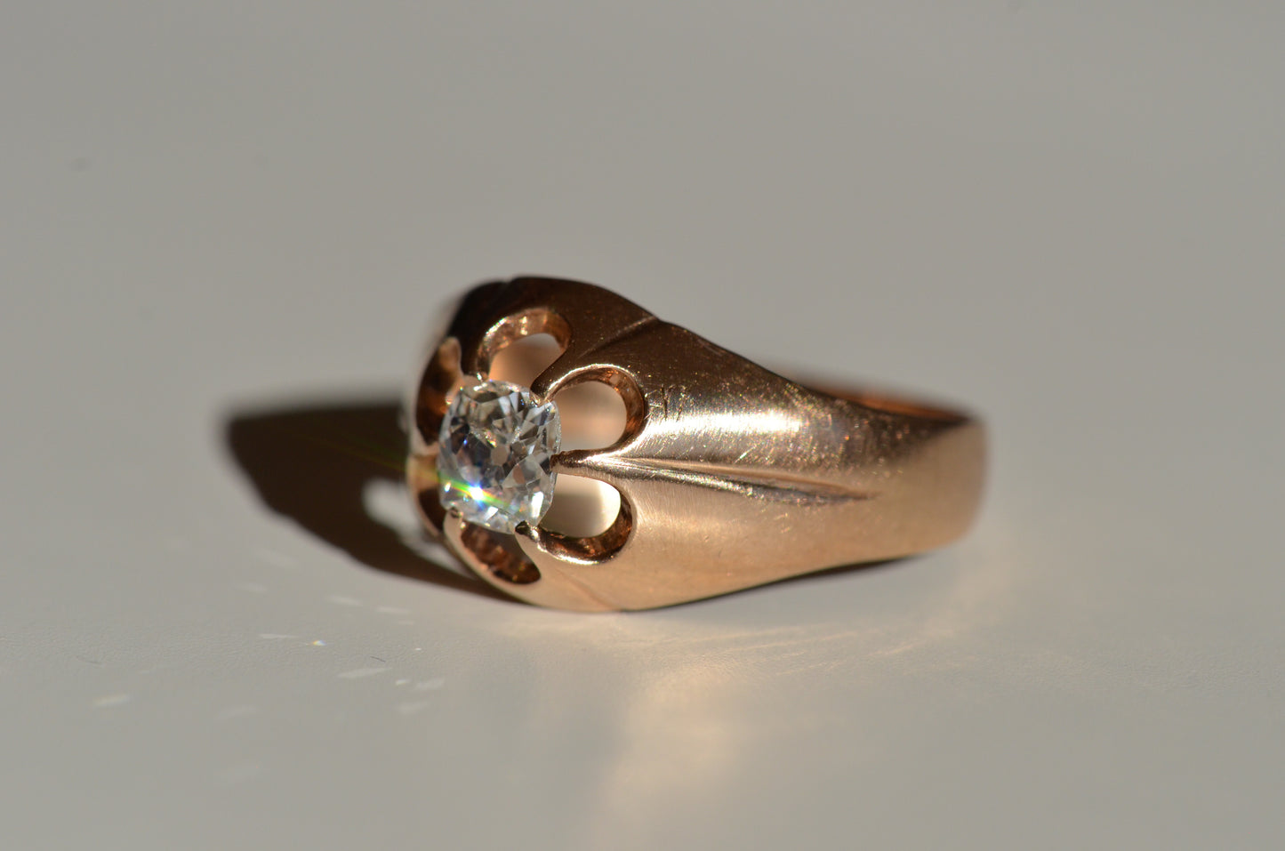 Warm Vintage Old Mine Belcher Ring