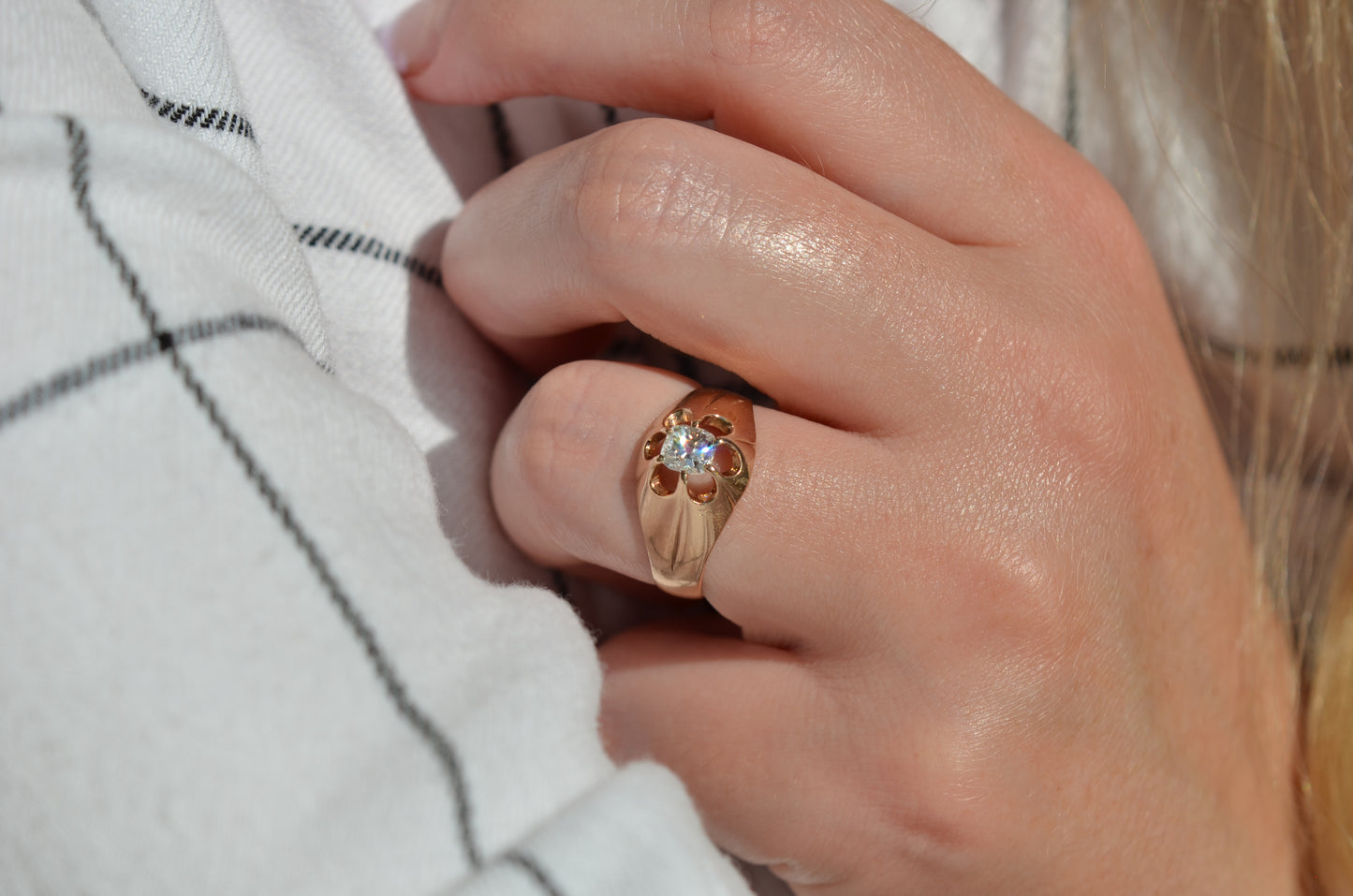 Warm Vintage Old Mine Belcher Ring