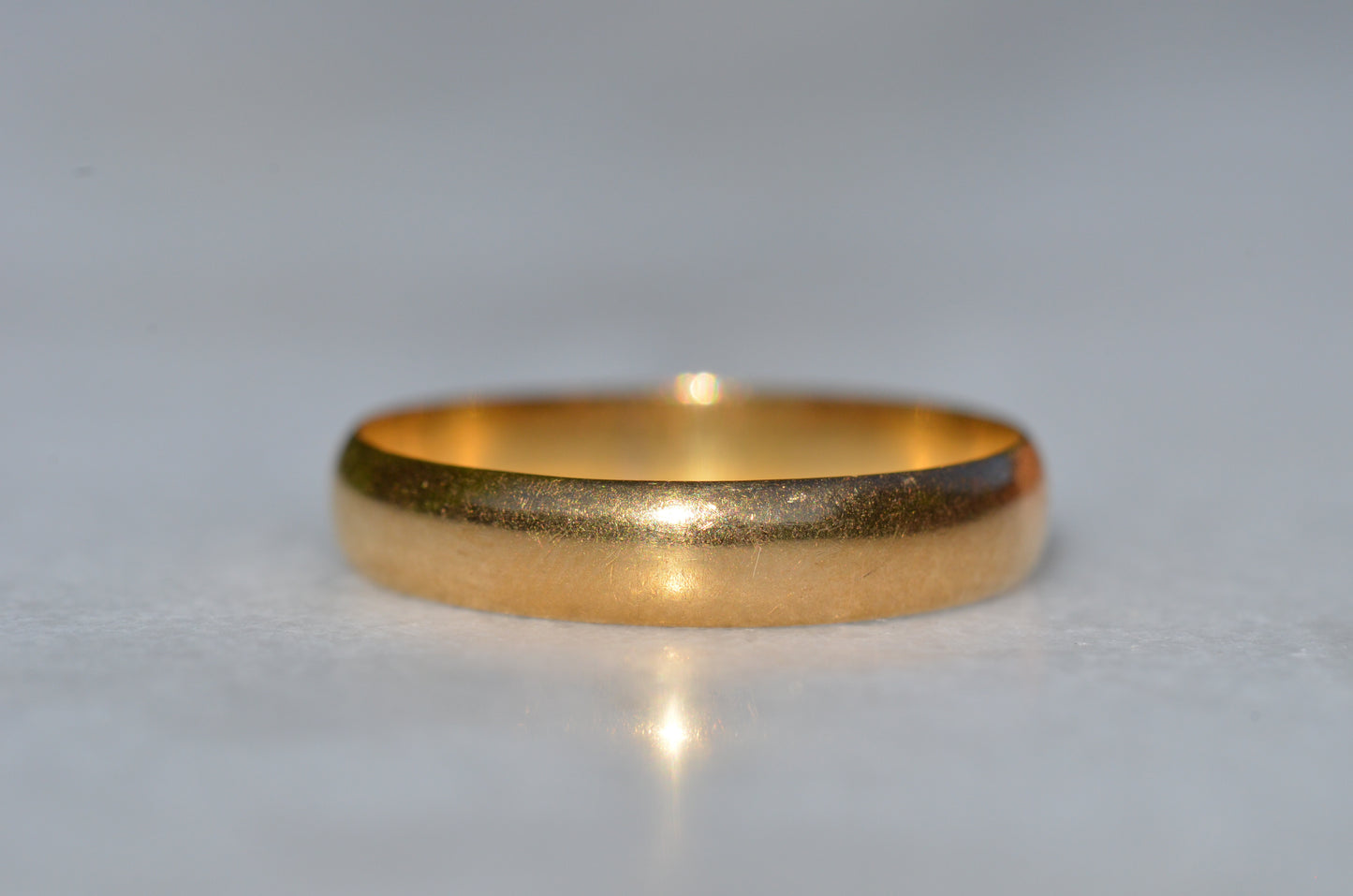 Dreamy Antique 22k Band Ring 1882 7.5