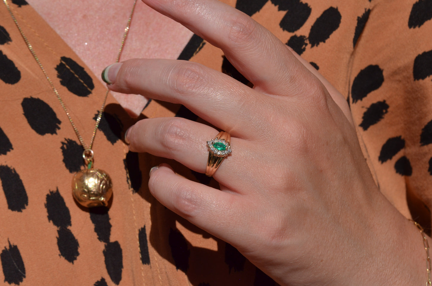 Vibrant Vintage Emerald Ring