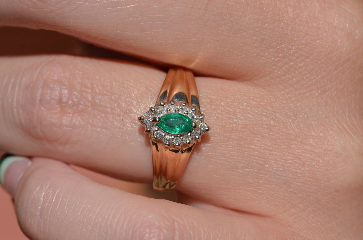 Vibrant Vintage Emerald Ring