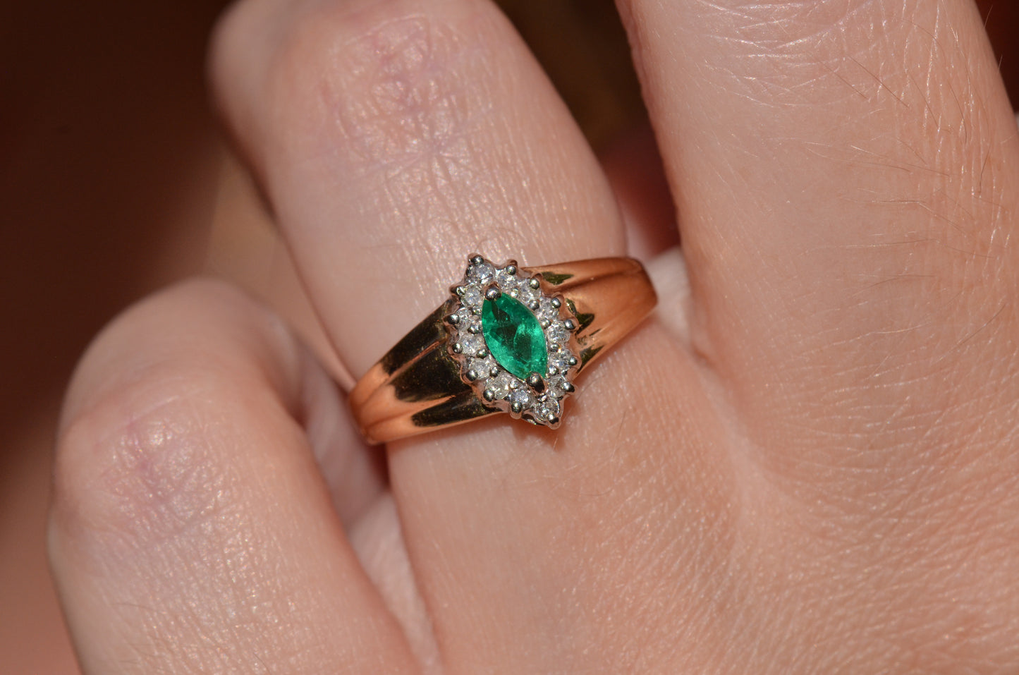 Vibrant Vintage Emerald Ring