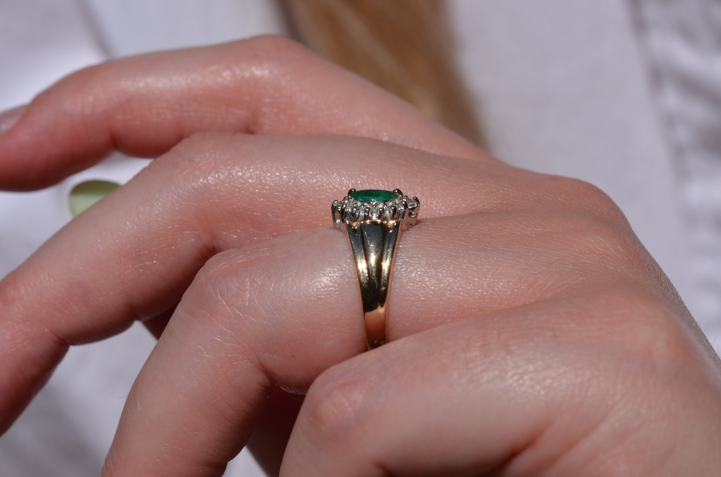 Vibrant Vintage Emerald Ring