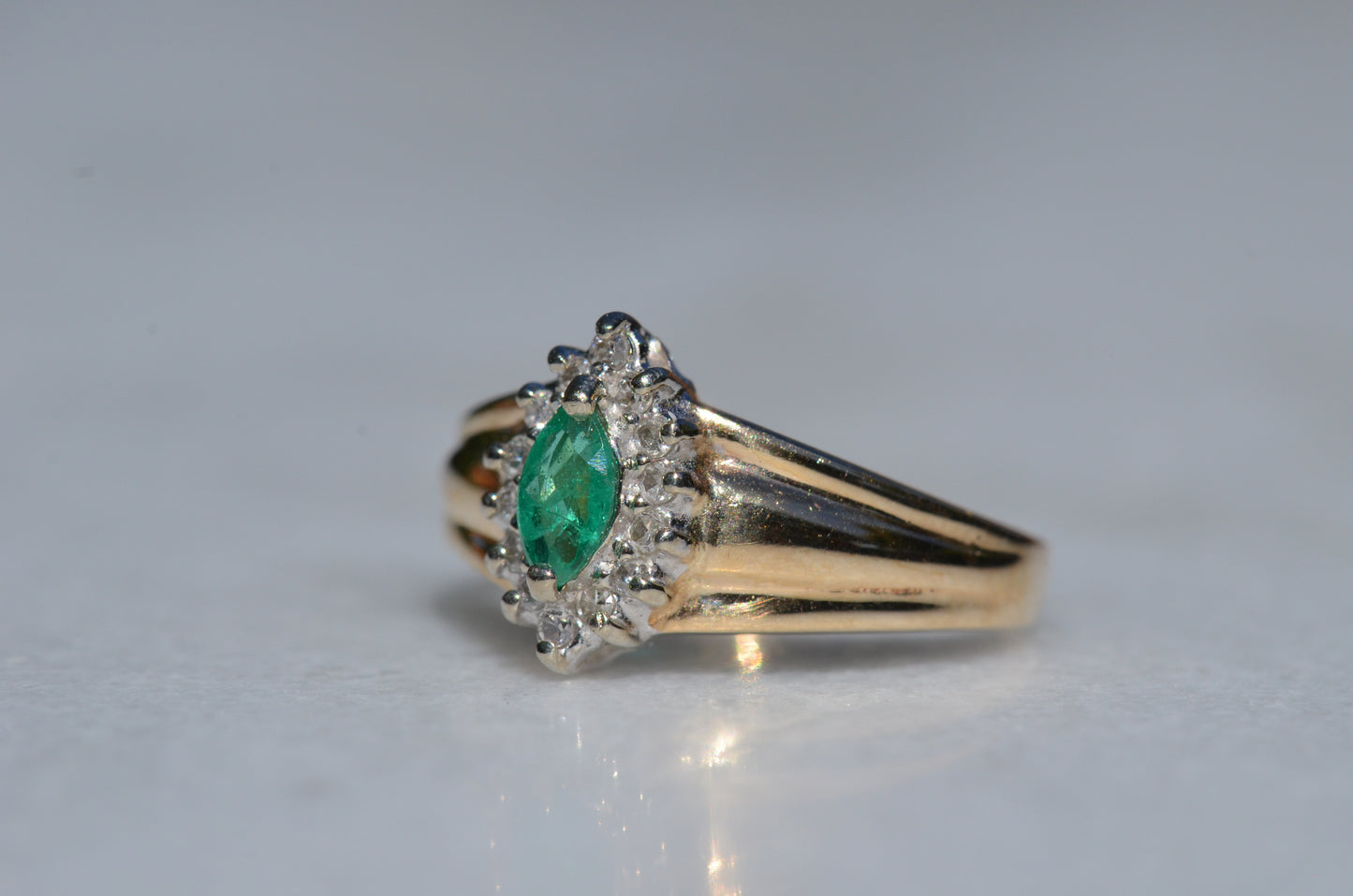 Vibrant Vintage Emerald Ring