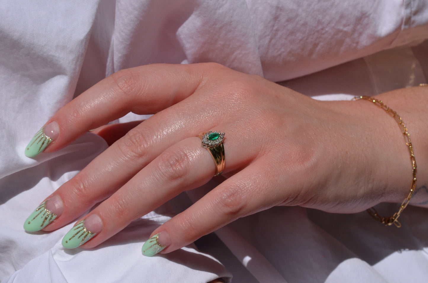 Vibrant Vintage Emerald Ring