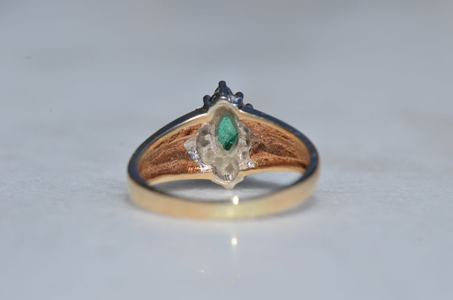 Vibrant Vintage Emerald Ring