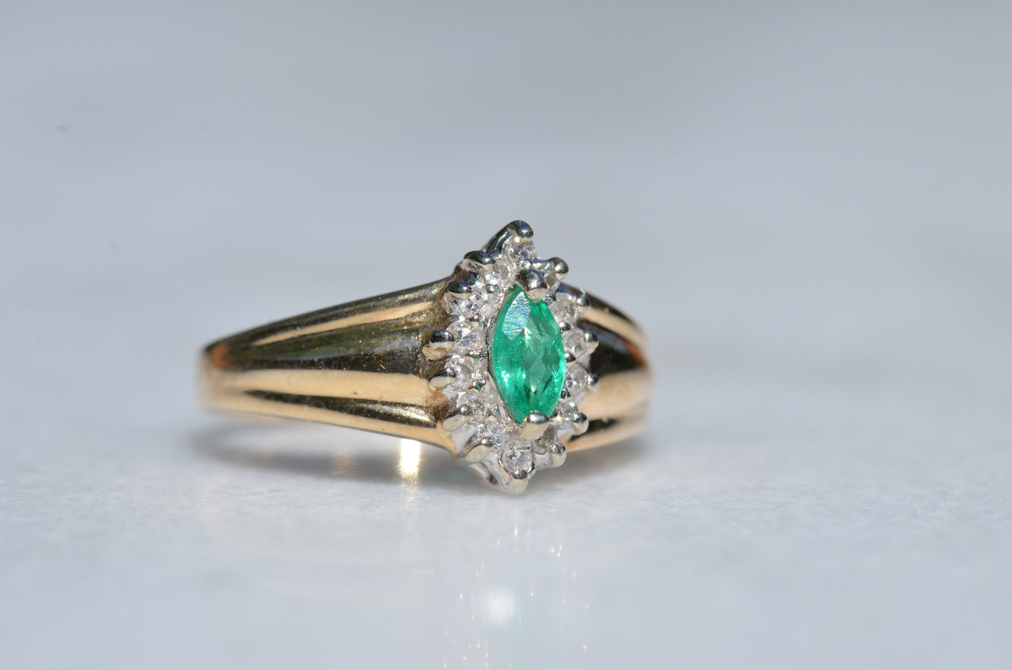 Vibrant Vintage Emerald Ring