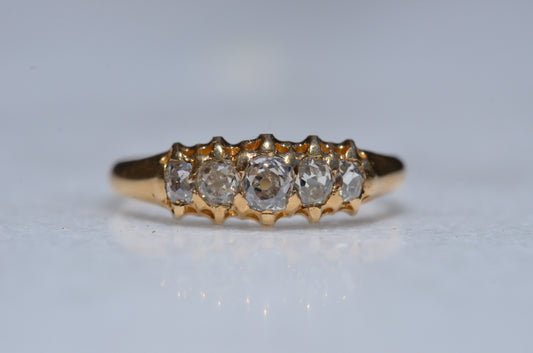 Soft Victorian Five Diamond Band