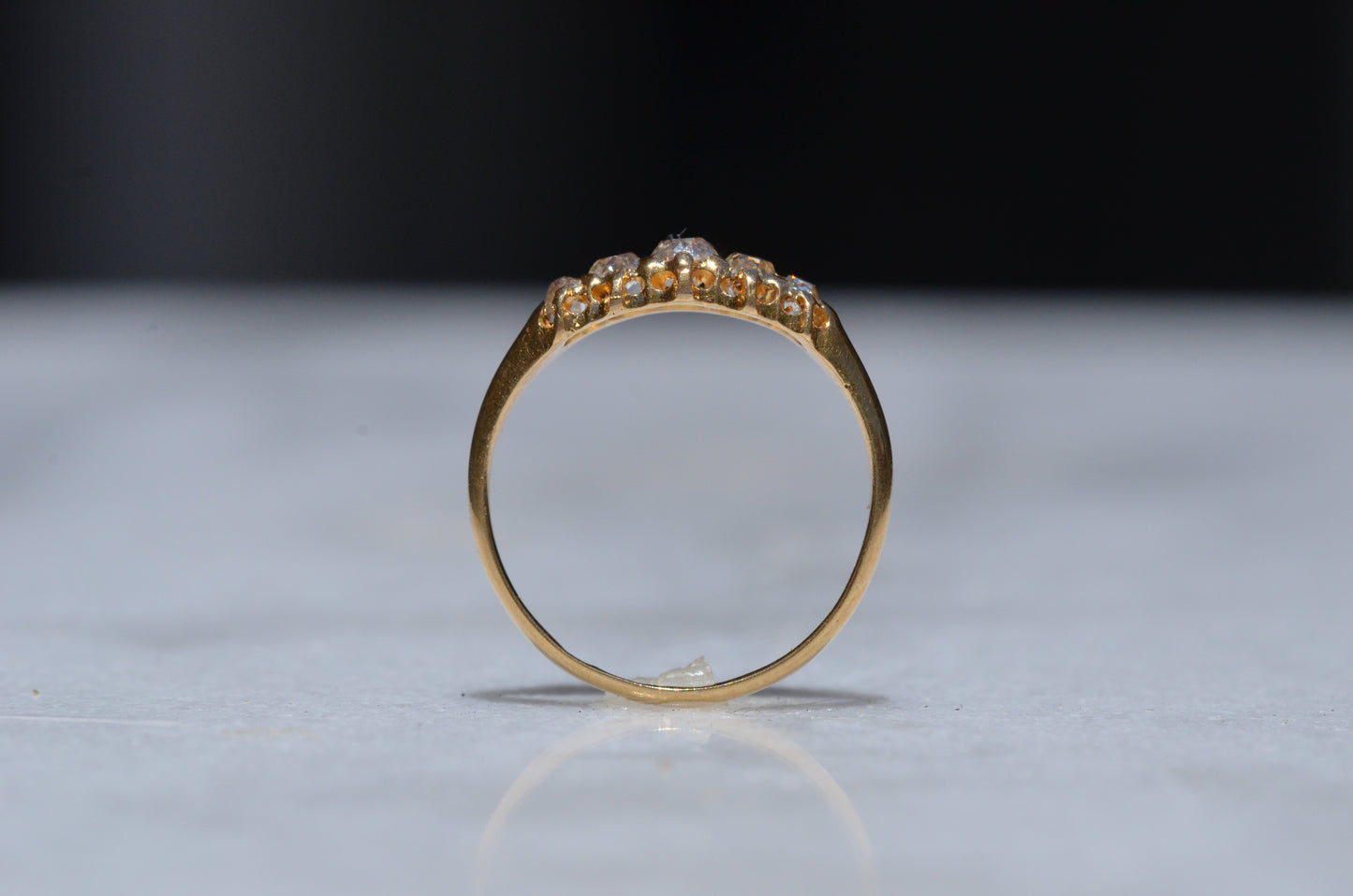 Soft Victorian Five Diamond Band