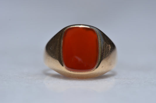 Smooth Vintage Carnelian Signet Ring