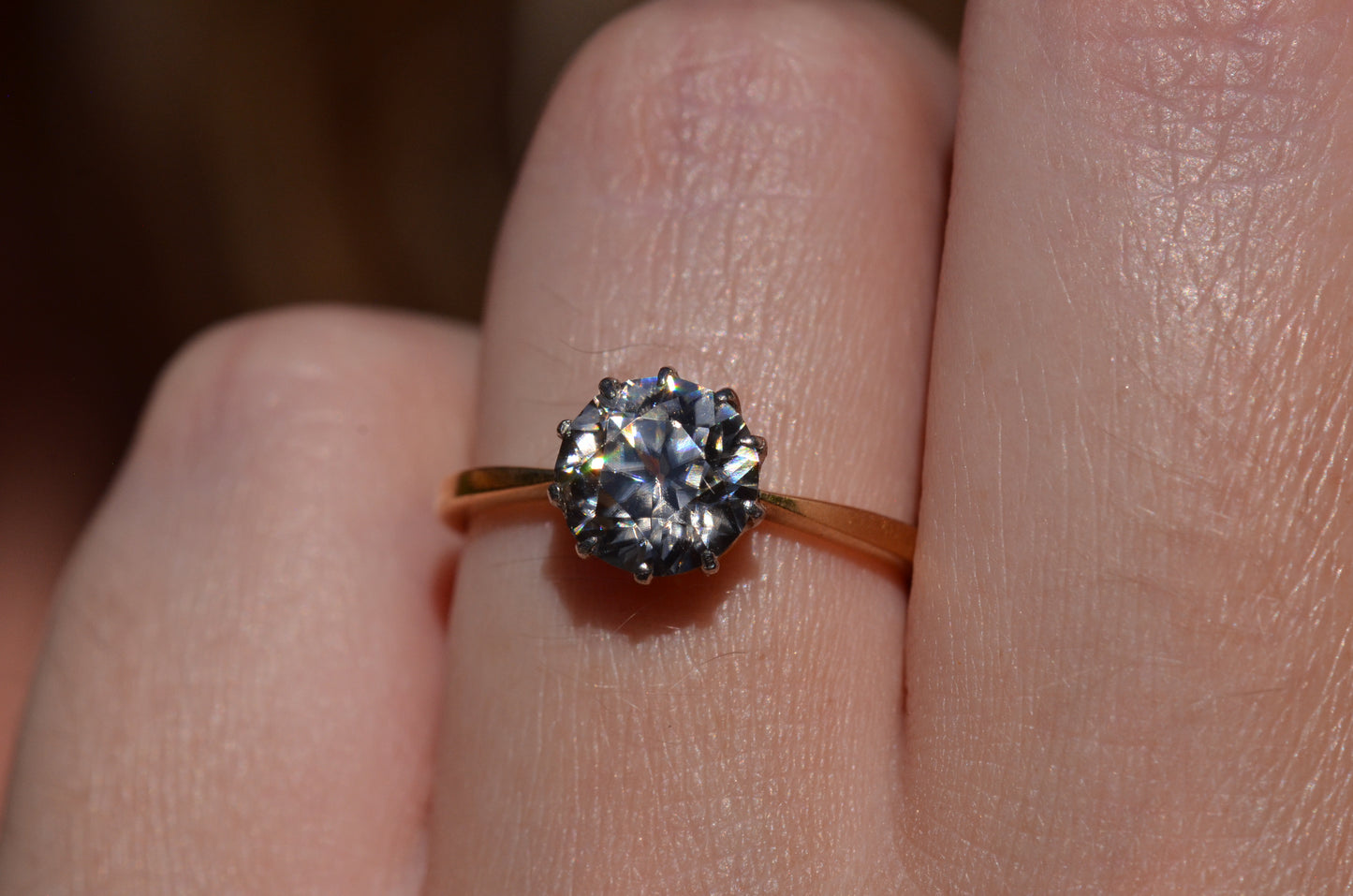 Dazzling Vintage Zircon Solitaire Ring