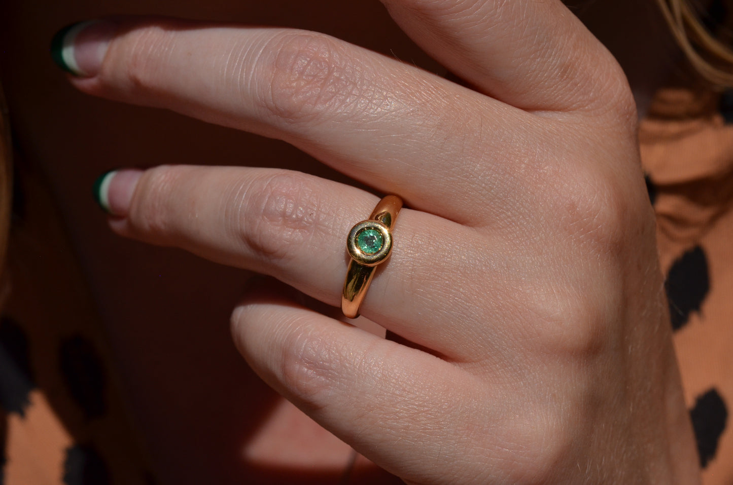 Chic Vintage Emerald Ring