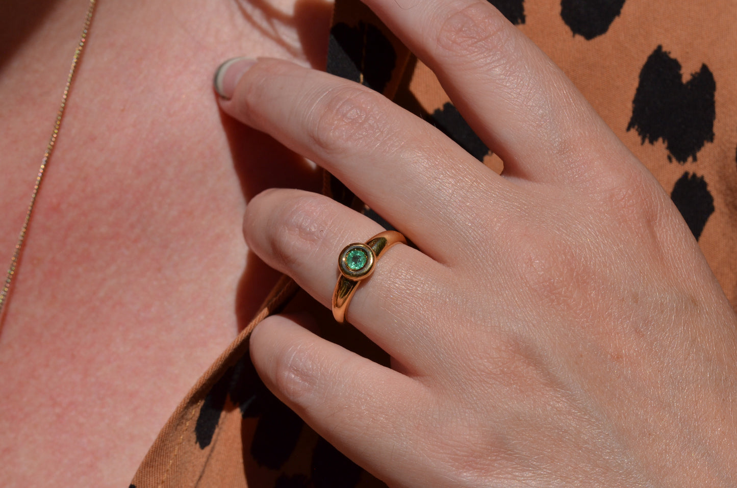 Chic Vintage Emerald Ring