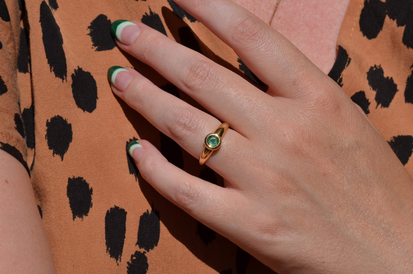 Chic Vintage Emerald Ring