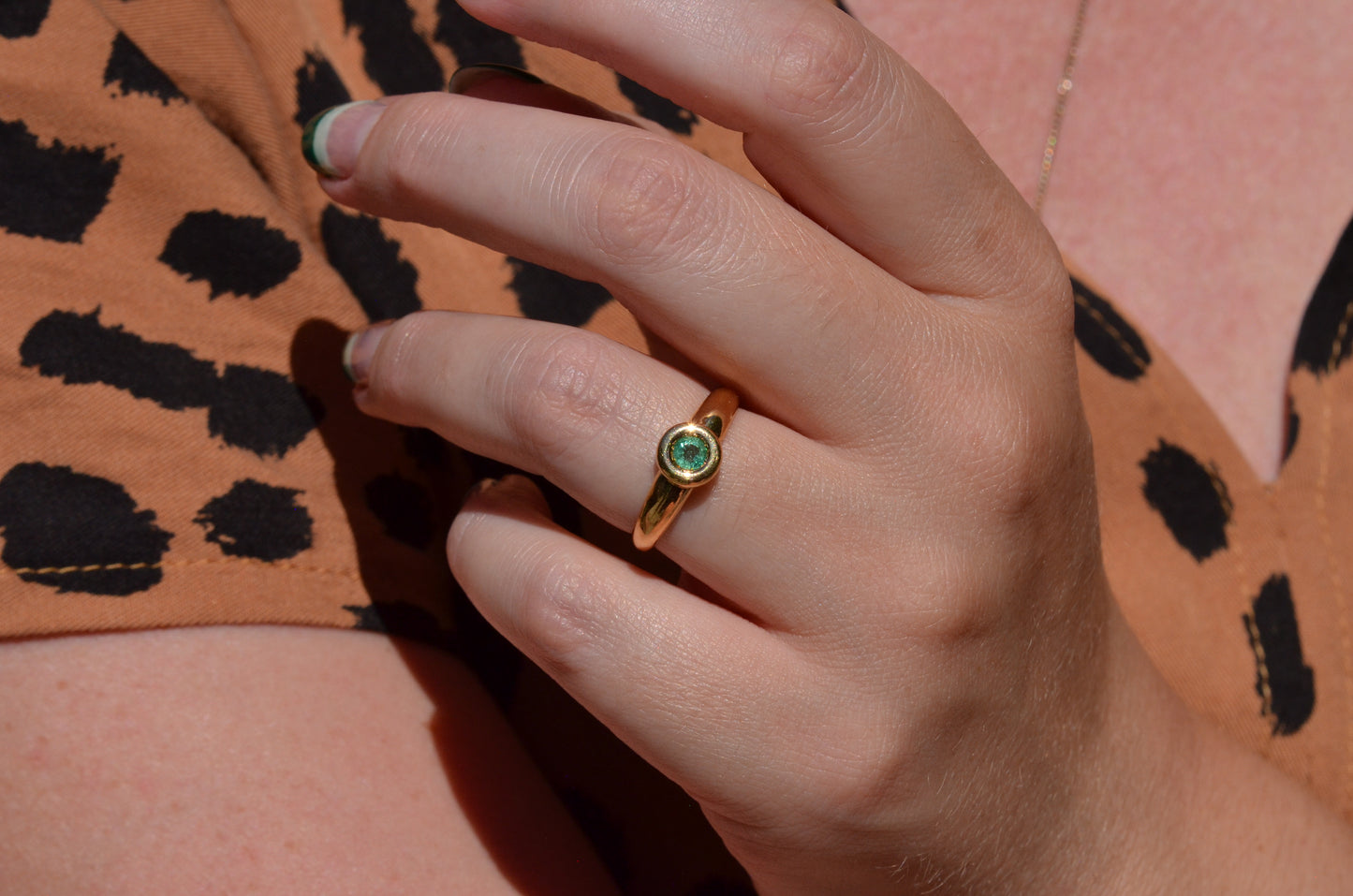 Chic Vintage Emerald Ring