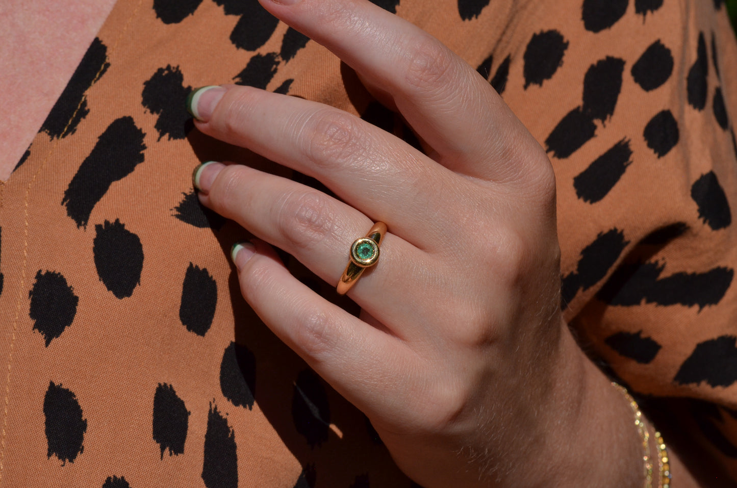 Chic Vintage Emerald Ring