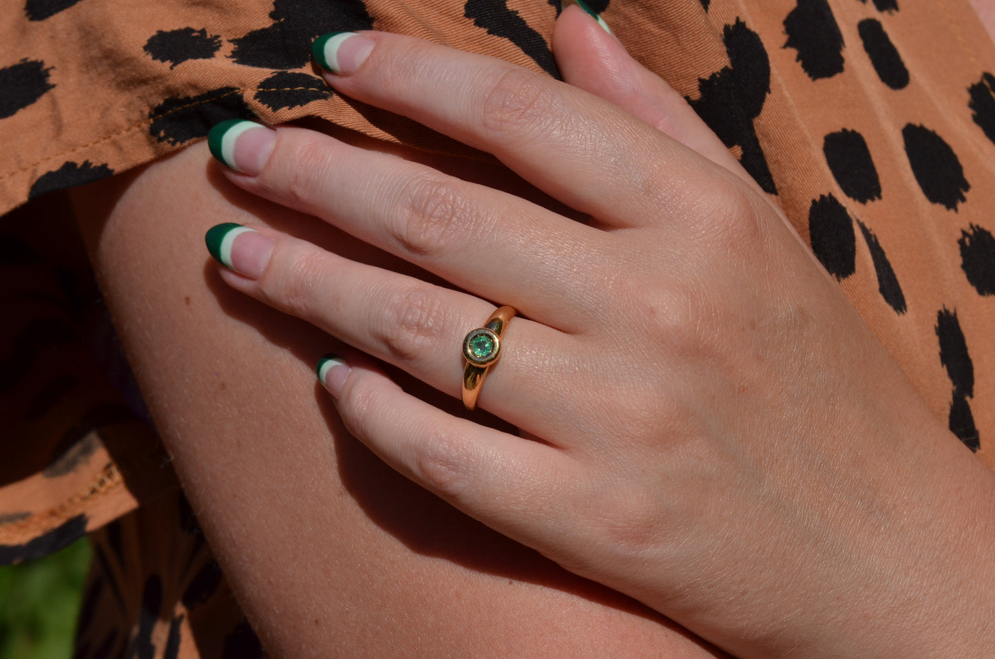 Chic Vintage Emerald Ring