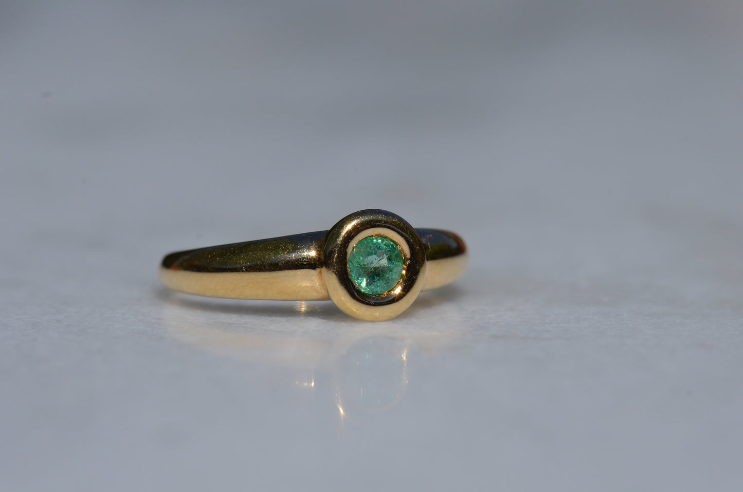 Chic Vintage Emerald Ring