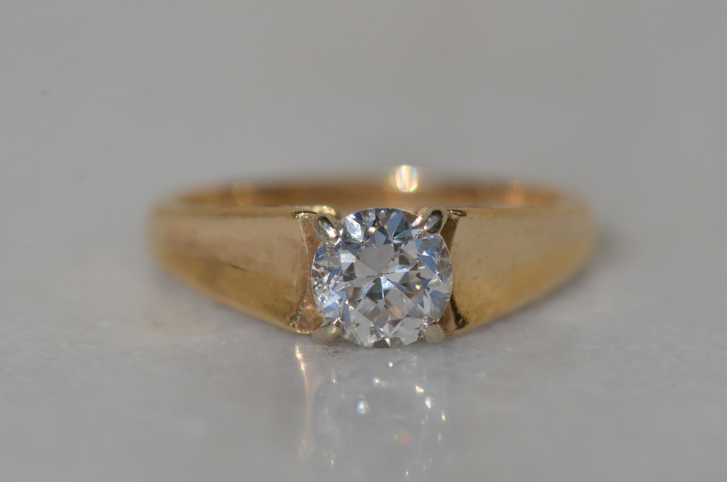 Dazzling Vintage Solitaire Ring