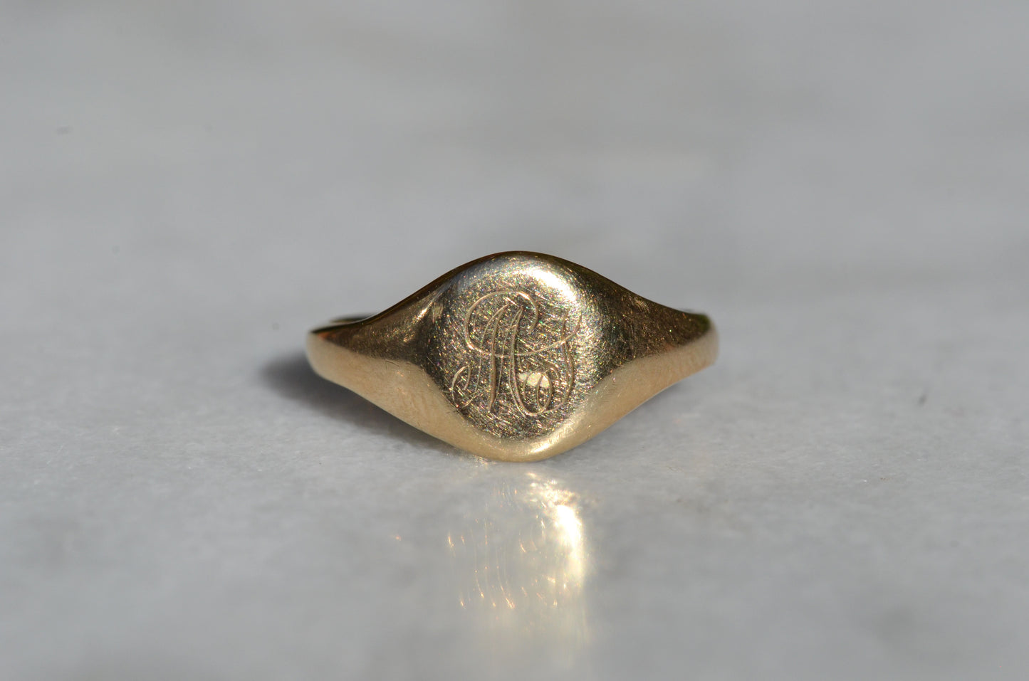 Round MS Signet Ring