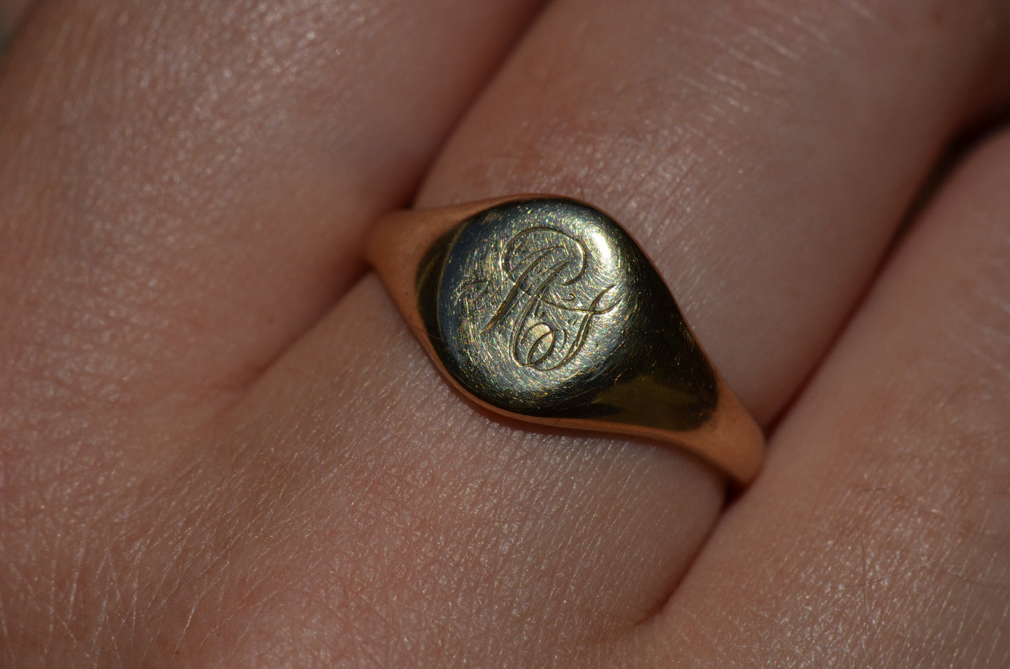 Round MS Signet Ring