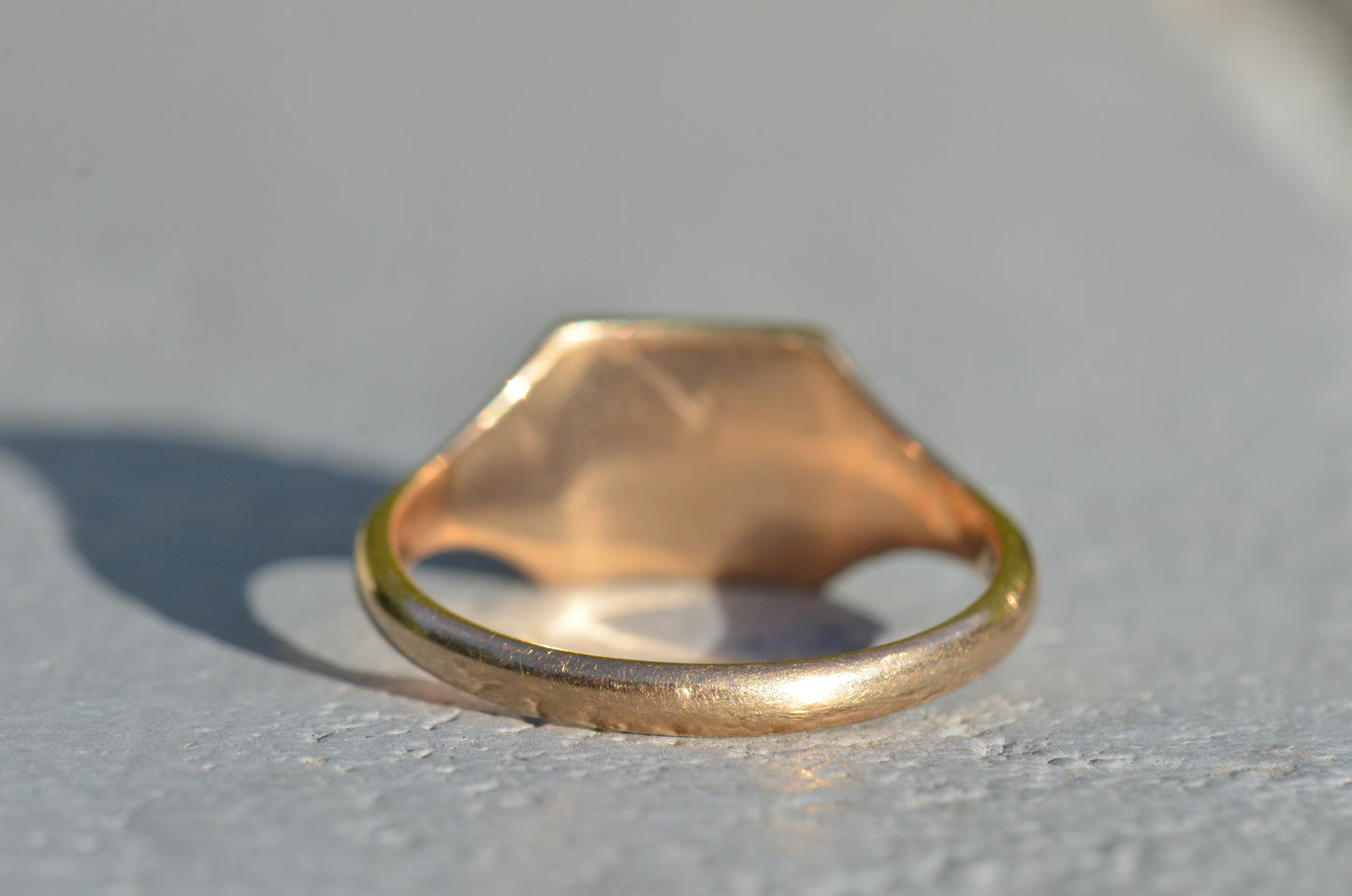 Sleek Vintage Signet Ring HE