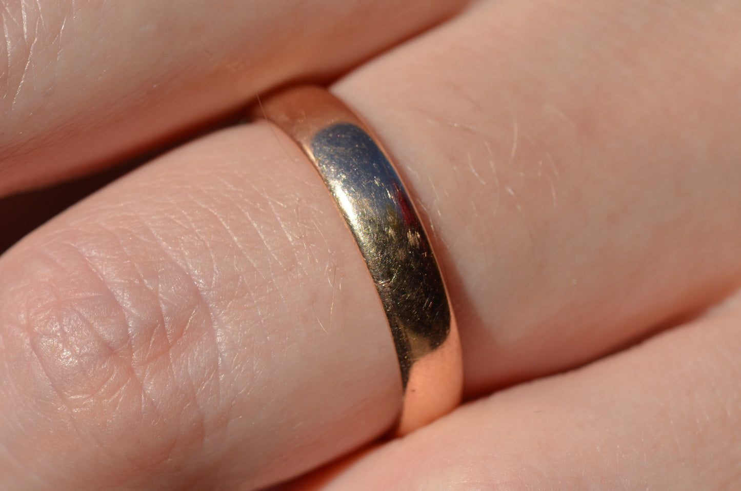 Sturdy Vintage Rose Gold Band