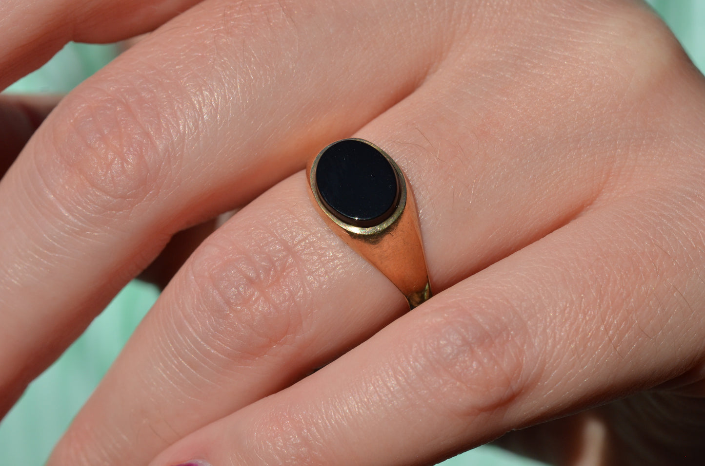 Chic East-West Onyx Signet Ring