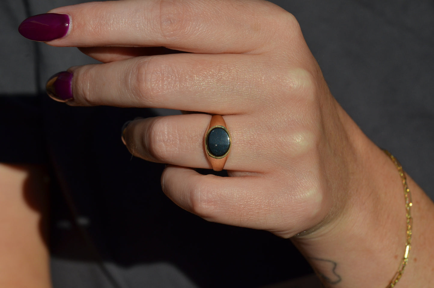 Chic East-West Onyx Signet Ring