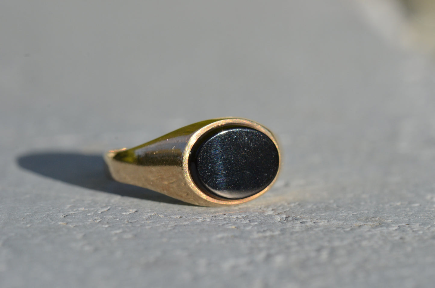 Chic East-West Onyx Signet Ring