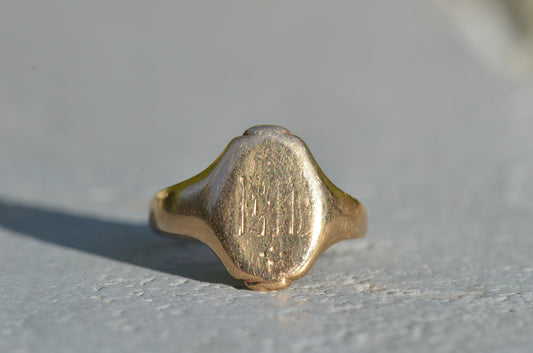 Elongated Vintage Signet Ring EH