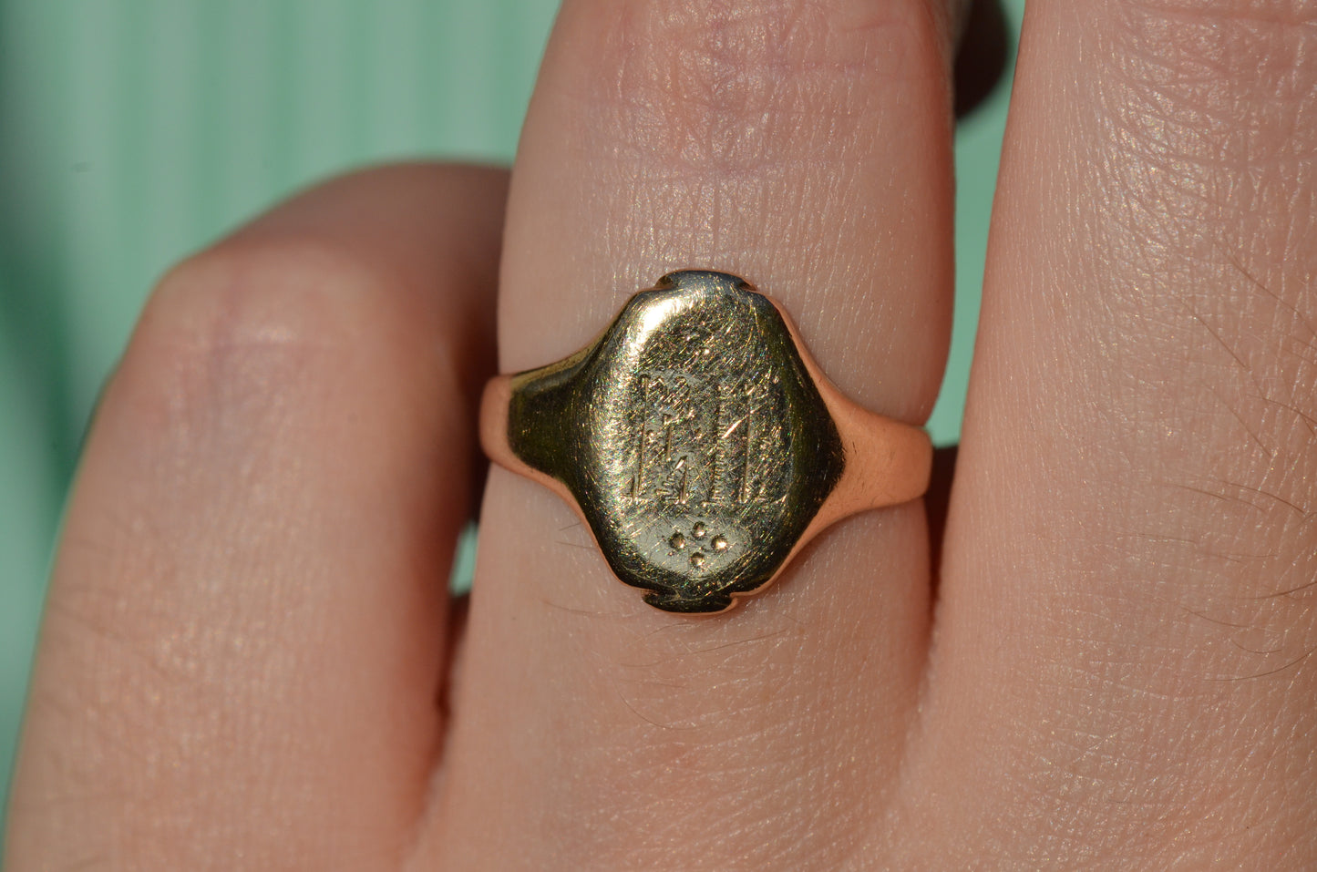 Elongated Vintage Signet Ring EH