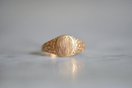 Delicate Victorian Forget-Me-Not Signet Ring