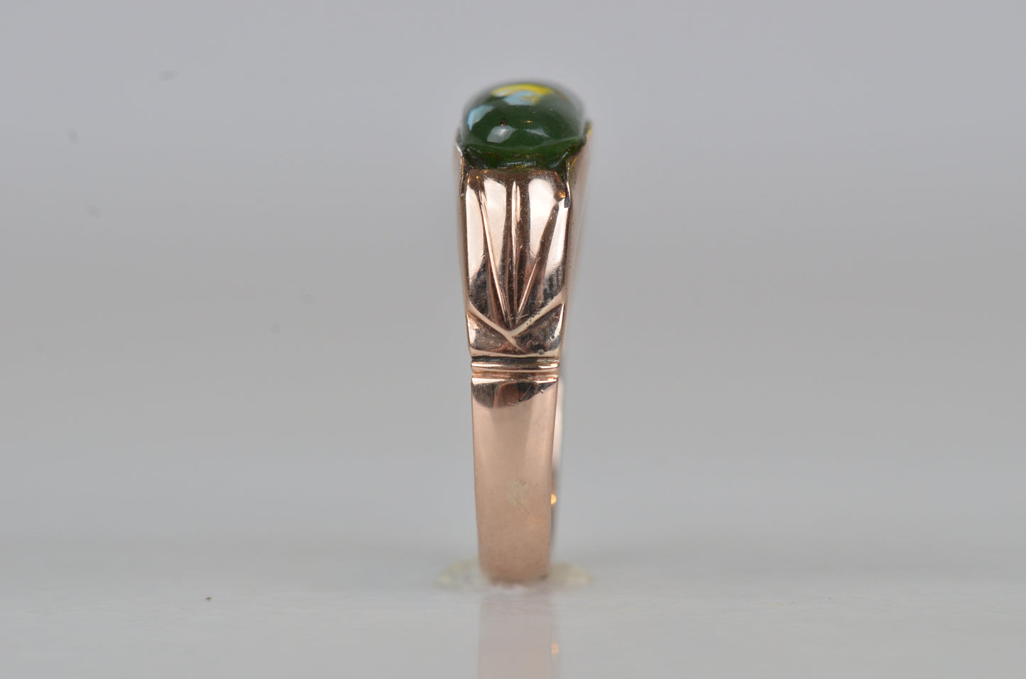 Gorgeous Vintage Jade Saddle Ring