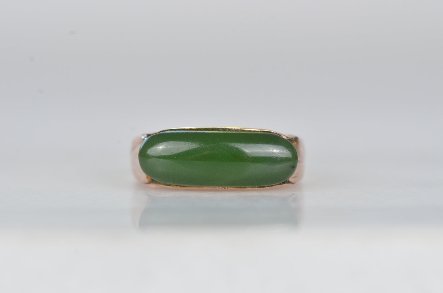 Gorgeous Vintage Jade Saddle Ring