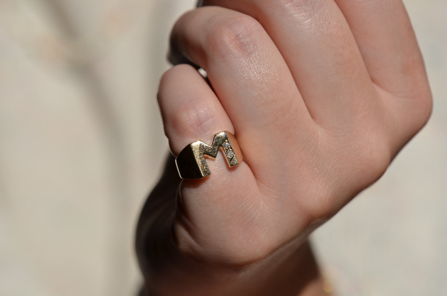 Bold Vintage M Ring