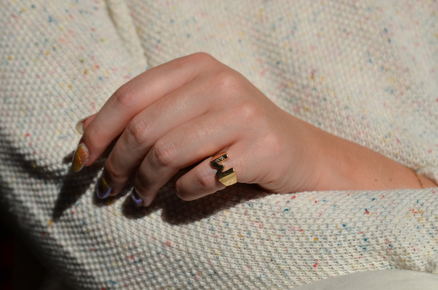 Bold Vintage M Ring