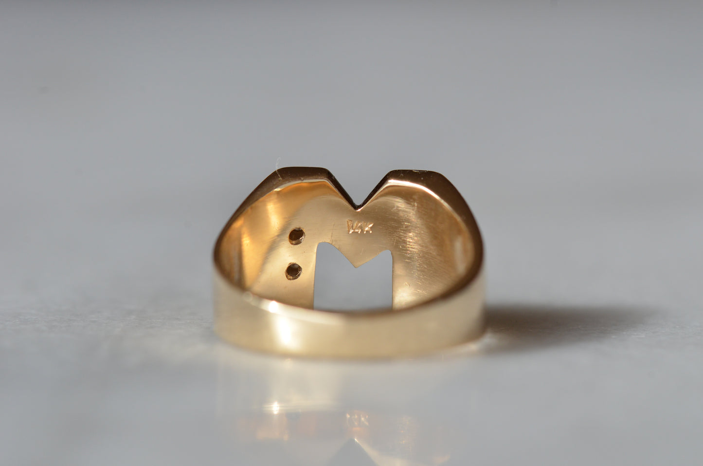 Bold Vintage M Ring