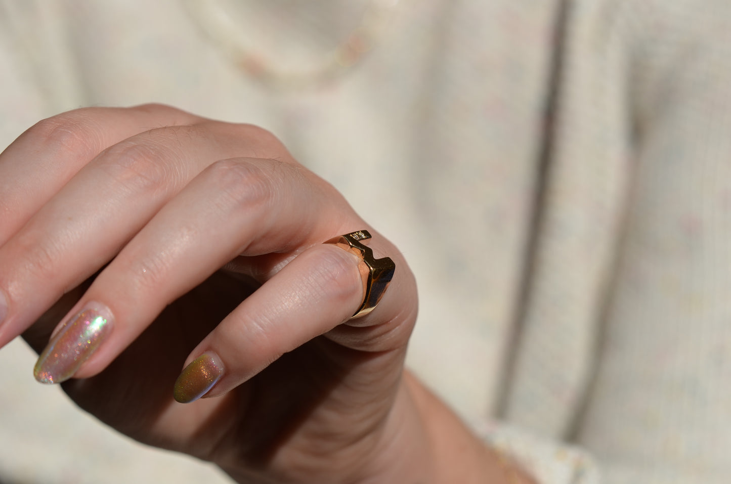 Bold Vintage M Ring